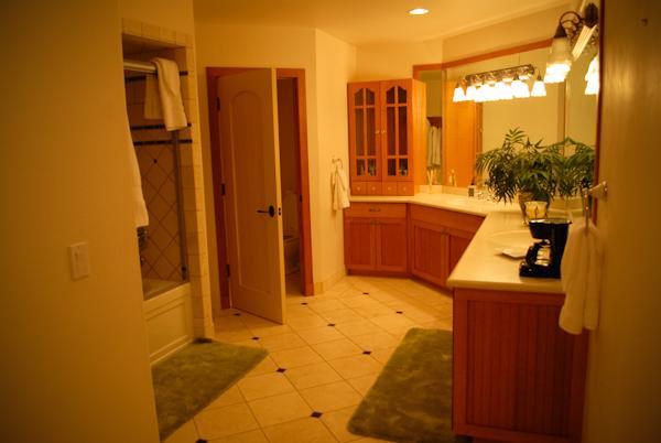 Glacier Mountain Lodge Columbia Falls Room photo